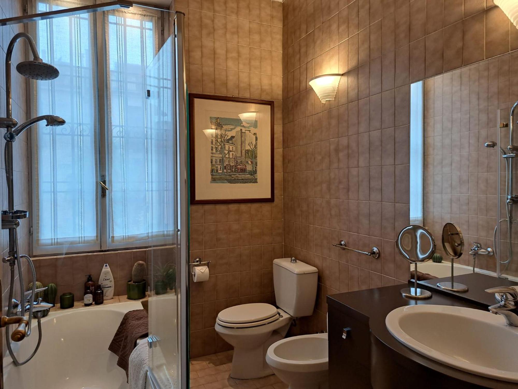 Casa Mari - Free Secure Parking, Breakfast, Private Bathroom, Wifi, Garden, Aircon, 3 Min Walk To Metro And Train Station มิลาน ภายนอก รูปภาพ