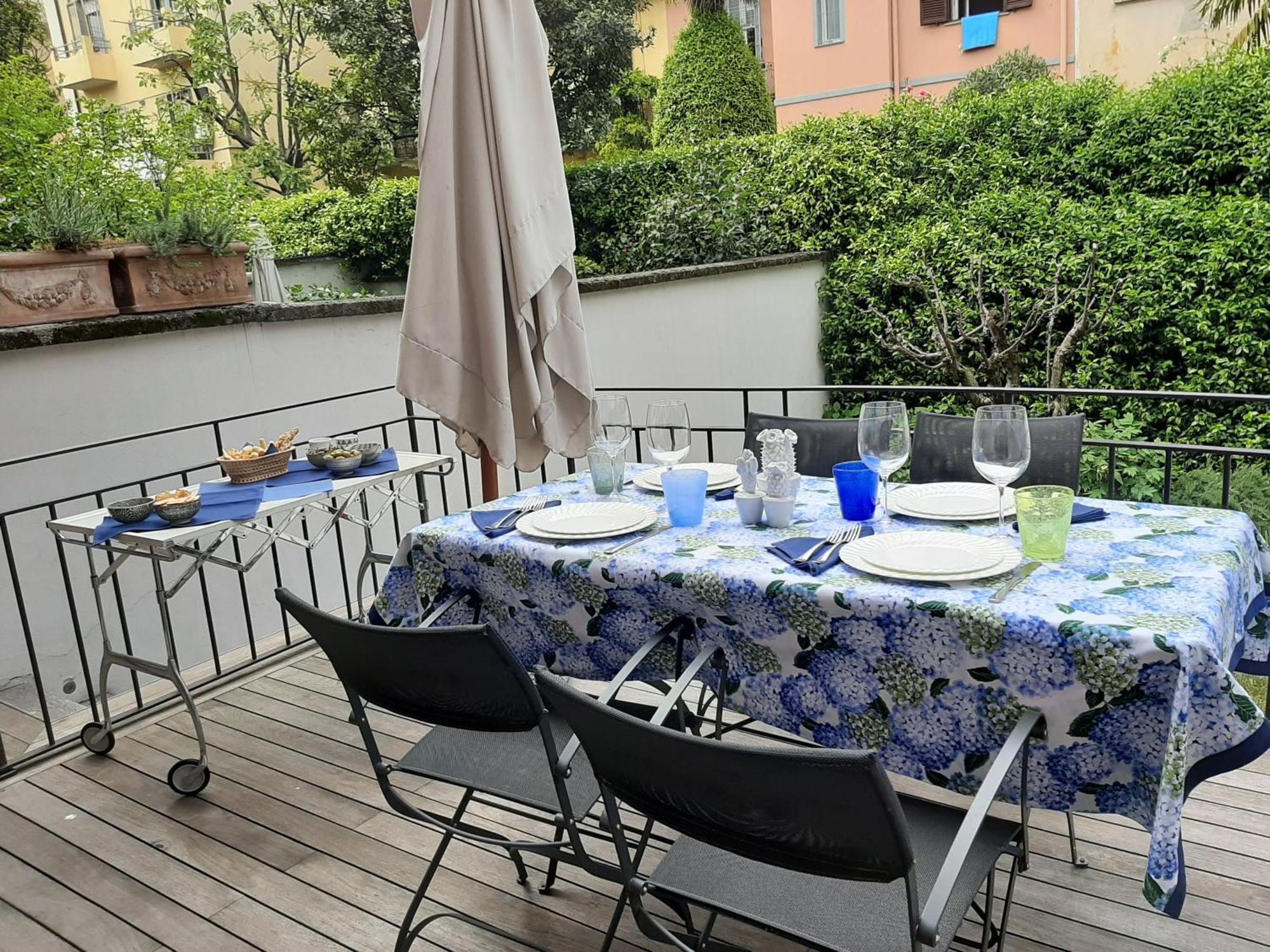 Casa Mari - Free Secure Parking, Breakfast, Private Bathroom, Wifi, Garden, Aircon, 3 Min Walk To Metro And Train Station มิลาน ภายนอก รูปภาพ